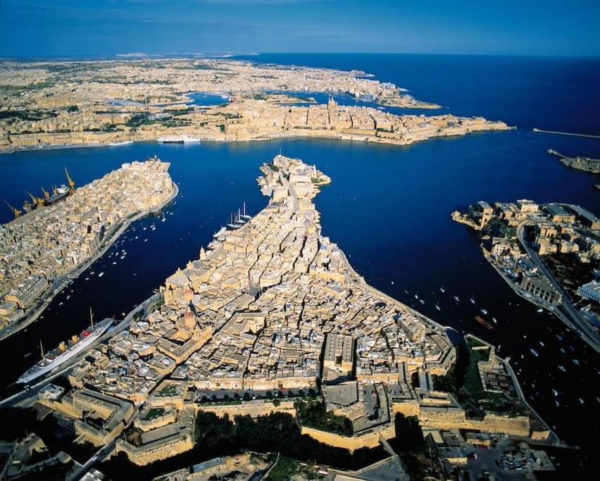 No18 Cospicua